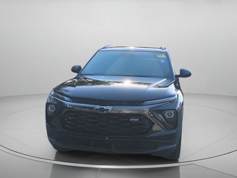 Used 2025 Chevrolet TrailBlazer RS w/ Convenience Package FWD image 8