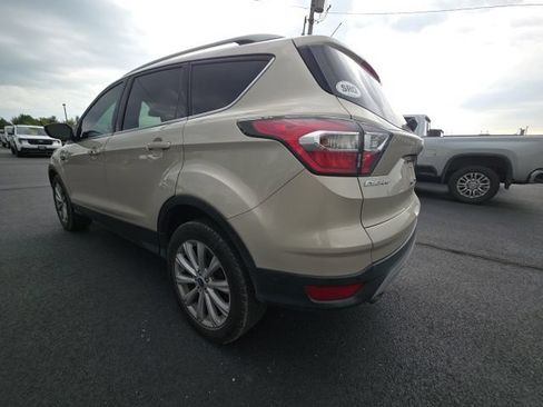 Used 2017 Ford Escape Titanium w/ Equipment Group 301A AWD/4WD image 8