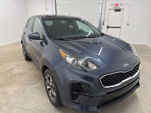Used 2021 Kia Sportage LX FWD image 3