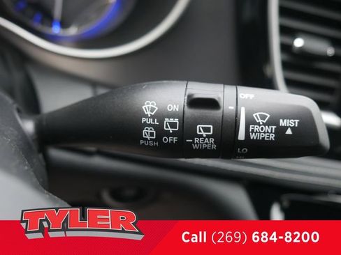 New 2026 Chrysler Pacifica Select image 28