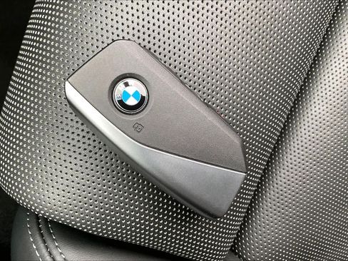 Used 2024 BMW 540i xDrive w/ Executive Package AWD/4WD image 14