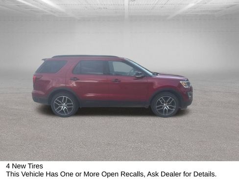 Used 2017 Ford Explorer Sport AWD/4WD image 7