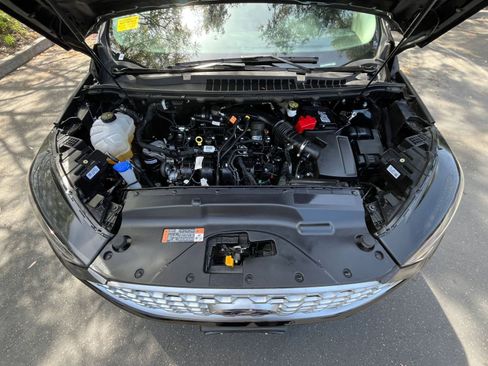 Used 2024 Ford Edge SEL image 32