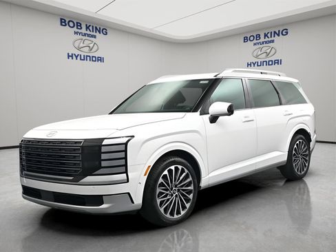 New 2026 Hyundai Palisade Calligraphy FWD image 1
