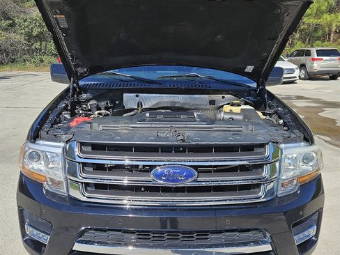 Used 2017 Ford Expedition Limited image 15