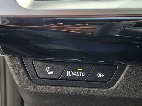 Used 2025 BMW X2 xDrive28i image 25