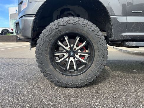 Used 2015 Ford F150 XL w/ Equipment Group 101A Mid AWD/4WD image 28