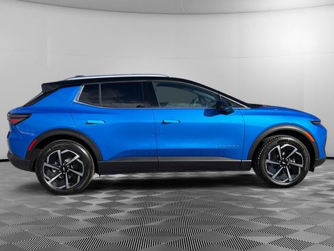 New 2026 Chevrolet Equinox EV LT image 8