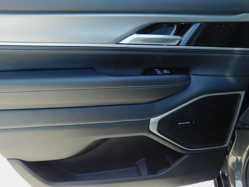 New 2026 Jeep Grand Wagoneer L Limited image 28