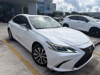 Used 2019 Lexus ES 350 w/ Premium Package