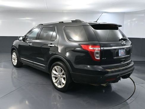 Used 2013 Ford Explorer XLT image 7