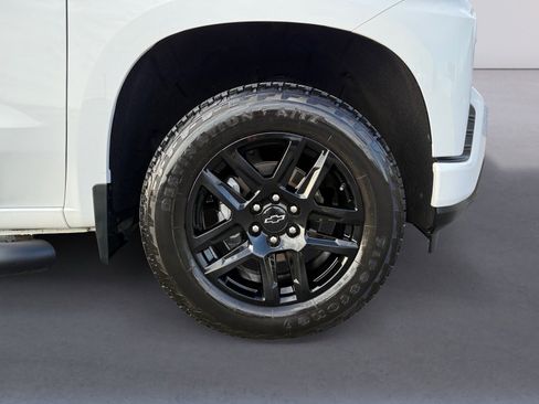 Used 2022 Chevrolet Silverado 1500 Custom w/ Rally Edition image 9