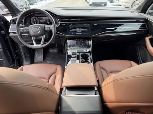 Used 2023 Audi Q7 Premium Plus w/ Premium Plus Package image 15