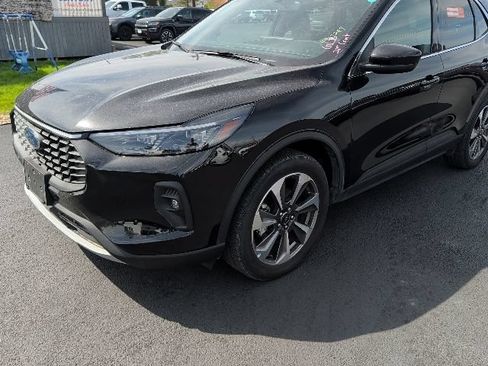 Used 2025 Ford Escape Platinum AWD/4WD image 16