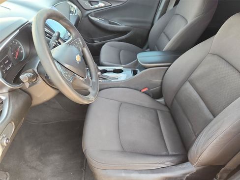 Used 2020 Chevrolet Malibu LT FWD image 17
