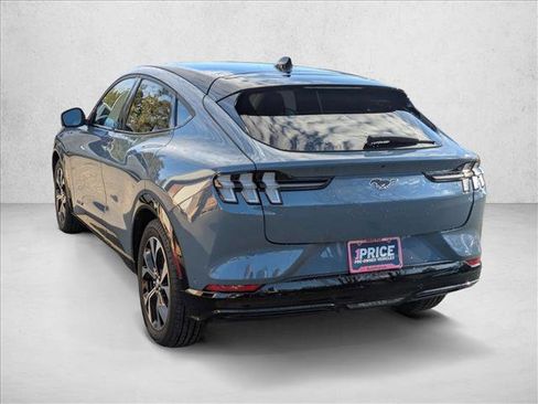 Used 2023 Ford Mustang Mach-E Premium image 7