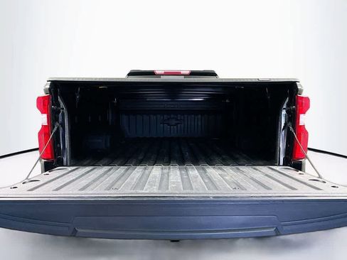 Used 2020 Chevrolet Silverado 1500 LT Trail Boss image 21