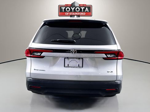 Used 2026 Toyota Grand Highlander AWD Hybrid image 6
