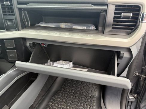 Used 2024 Ford F250 XLT image 62