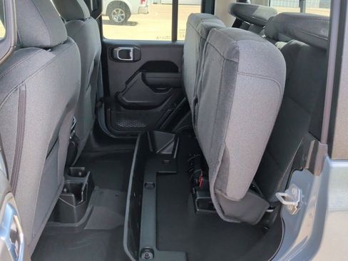 New 2026 Jeep Gladiator Sport image 40