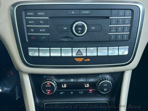 Used 2019 Mercedes-Benz GLA 250 4MATIC image 50
