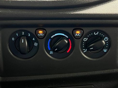 Used 2016 Ford Transit 350 XLT RWD image 26
