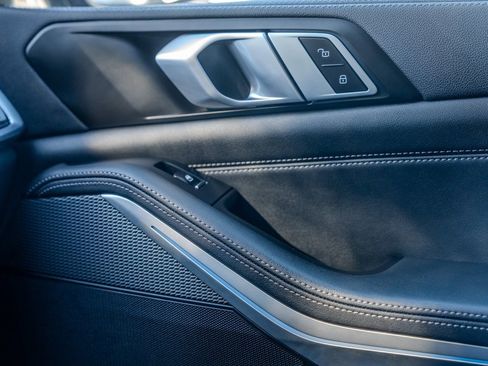 Used 2023 BMW X5 xDrive45e w/ Executive Package image 15