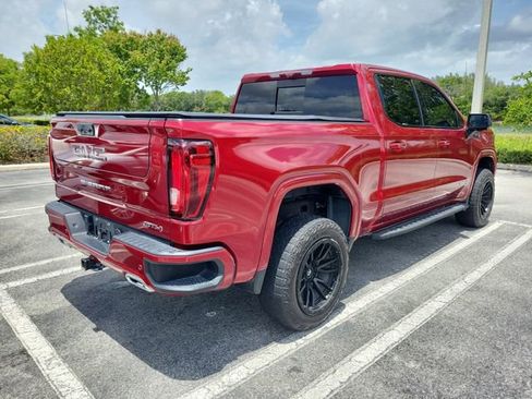 Used 2024 GMC Sierra 1500 AT4 w/ Technology Package AWD/4WD image 4