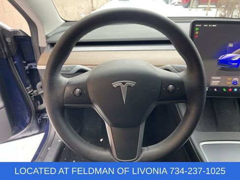 Used 2023 Tesla Model 3 Standard Range image 11