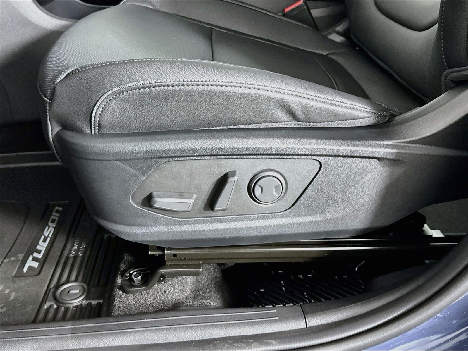 New 2026 Hyundai Tucson Limited FWD image 22