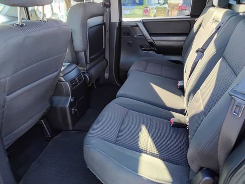 Used 2013 Nissan Titan SV w/ SV Value Truck Pkg image 19