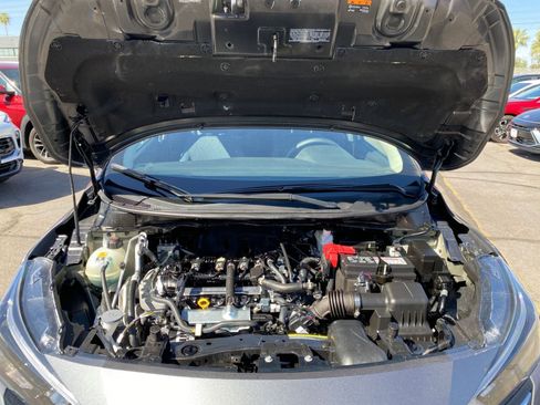 Used 2025 Nissan Versa SV image 30