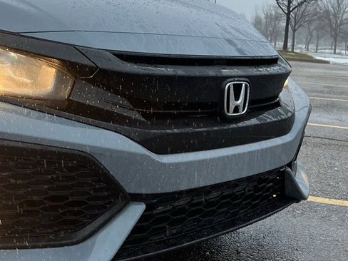 Used 2017 Honda Civic Sport image 10