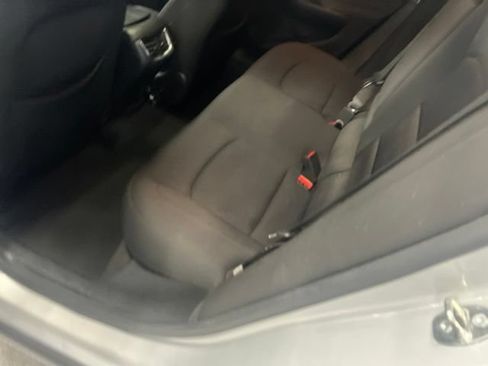 Used 2021 Chevrolet Malibu LT FWD image 27
