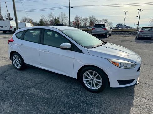 Used 2015 Ford Focus SE image 17