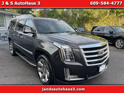 Used 2016 Cadillac Escalade ESV Luxury