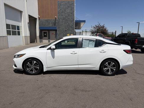 Used 2020 Nissan Sentra SV FWD image 9