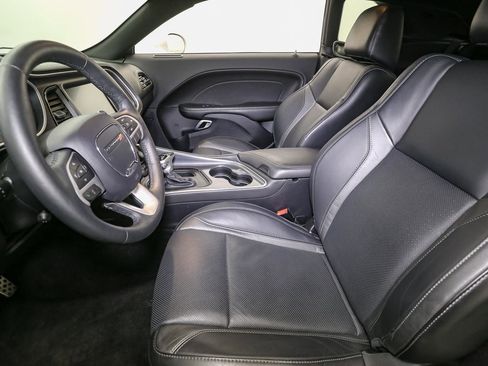 Used 2015 Dodge Challenger R/T Plus image 42