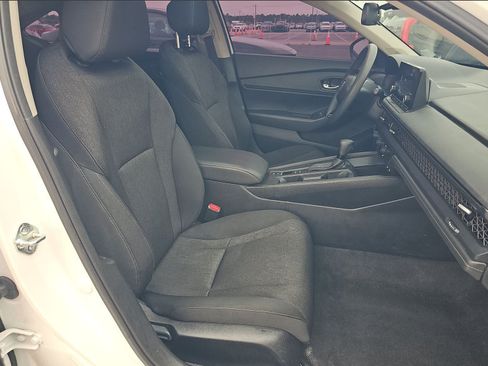Used 2025 Honda Accord SE image 9