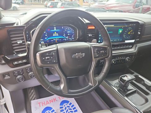 Used 2023 Chevrolet Silverado 1500 ZR2 w/ Technology Package AWD/4WD image 13