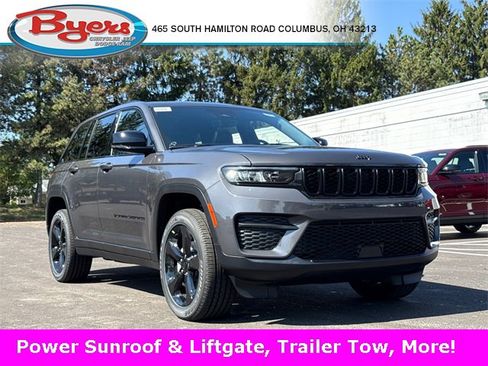 New 2025 Jeep Grand Cherokee Altitude image 1