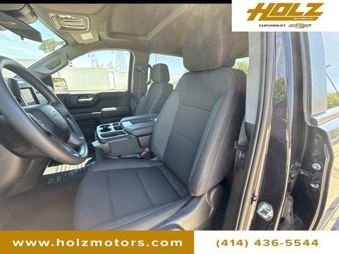 Certified 2024 Chevrolet Silverado 1500 Custom Trail Boss w/ Dark Appearance Package AWD/4WD image 18