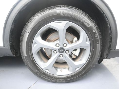 Used 2025 Ford Escape ST-Line image 5