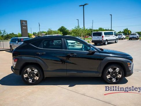 Used 2025 Hyundai Kona SEL FWD image 6