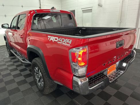 Used 2021 Toyota Tacoma TRD Off-Road image 7
