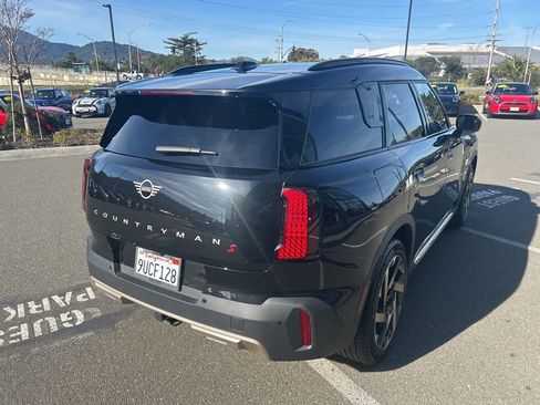 Used 2025 MINI Cooper Countryman S w/ Comfort Package Max image 5