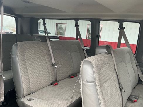 Used 2020 Chevrolet Express 3500 LT w/ LT Preferred Equipment Group image 10