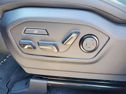 Used 2025 Hyundai Santa Fe Calligraphy image 20