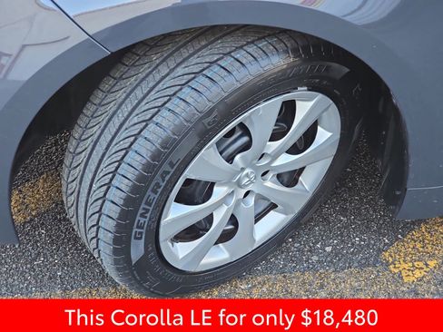 Used 2024 Toyota Corolla LE image 37