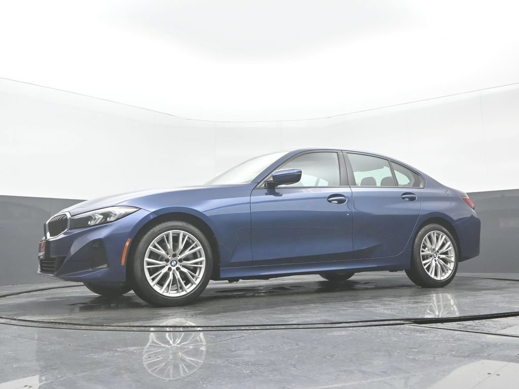 Used 2023 BMW 330i xDrive Sedan w/ Premium Package AWD/4WD image 31